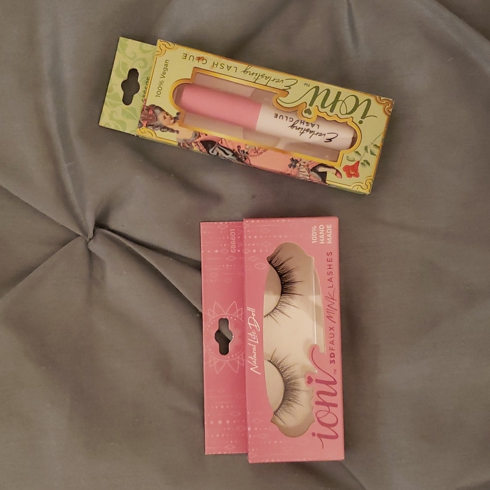 Toni Eyelashes & Glue